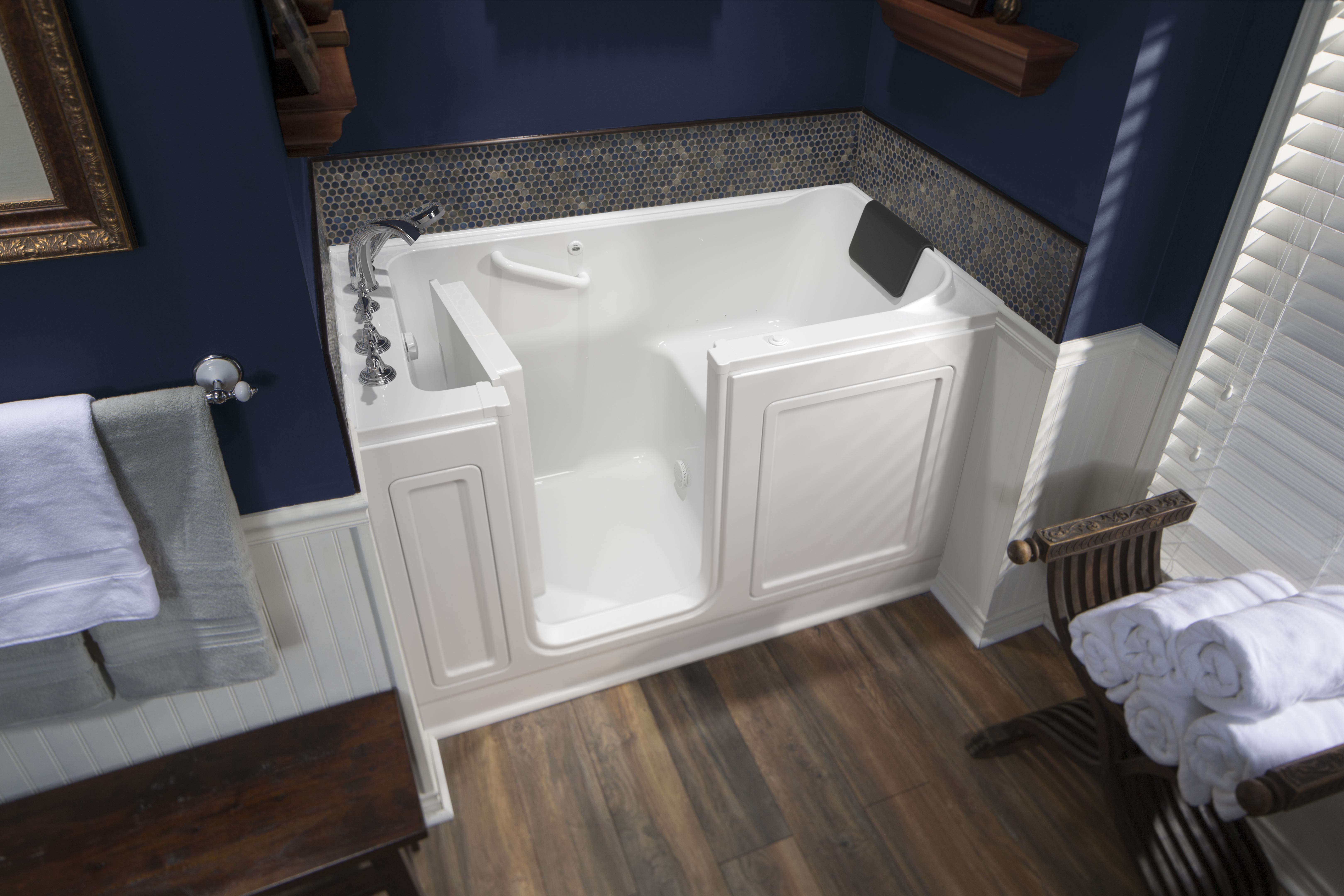 Acrylic Luxury Series 32 x 60 -Inch Walk-in Tub With Air Spa System - Left-Hand Drain With Faucet